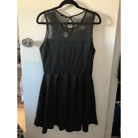 Black Dress - Picture 2 of 2